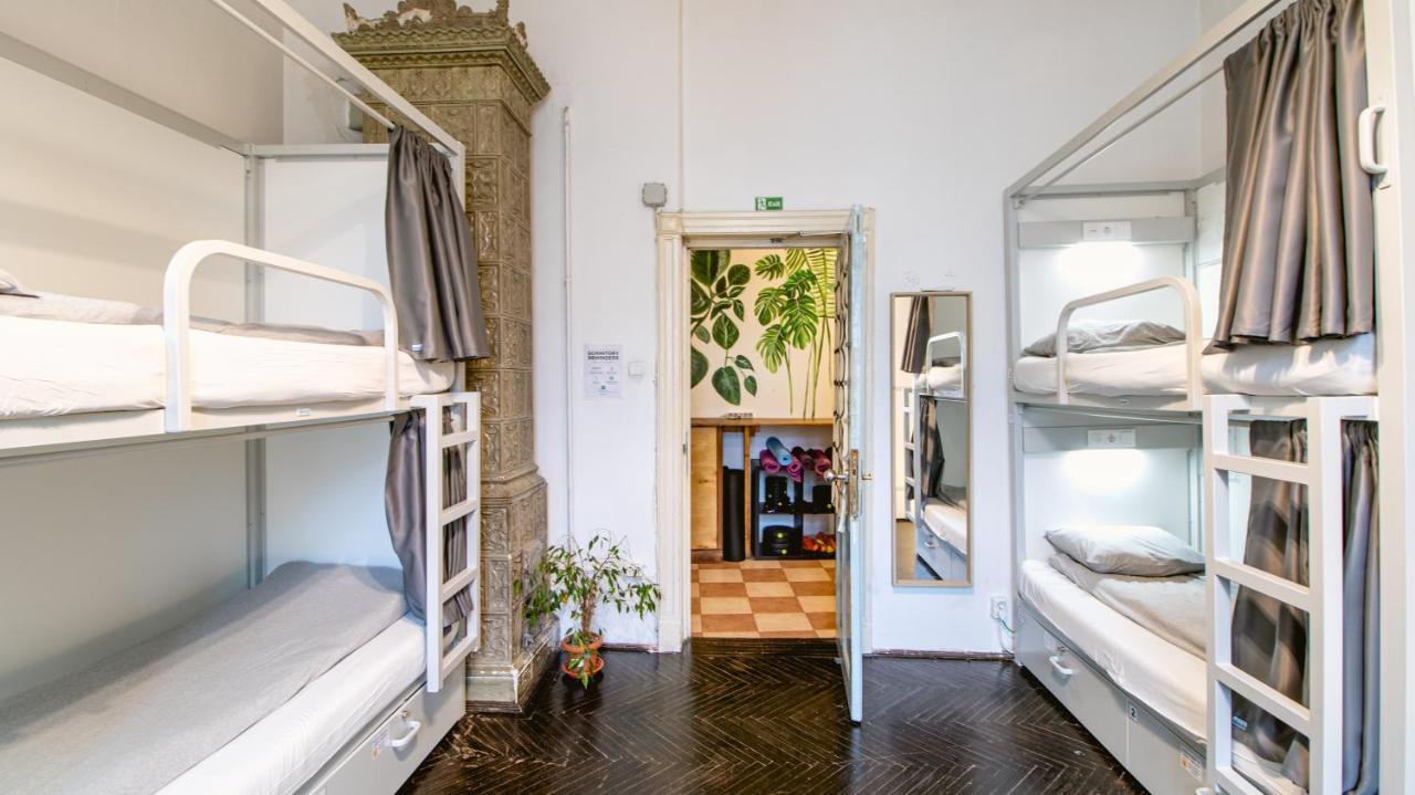 Podstel Bucharest Hostel Buitenkant foto