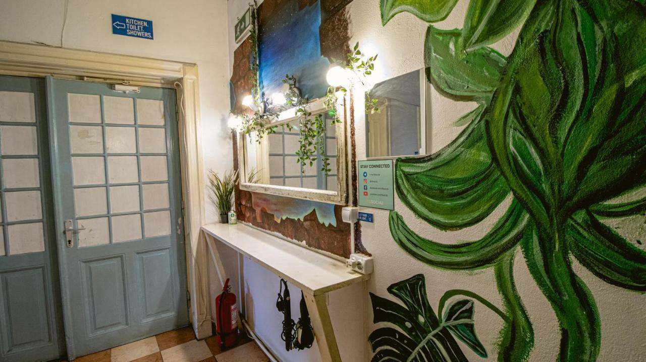 Podstel Bucharest Hostel Buitenkant foto