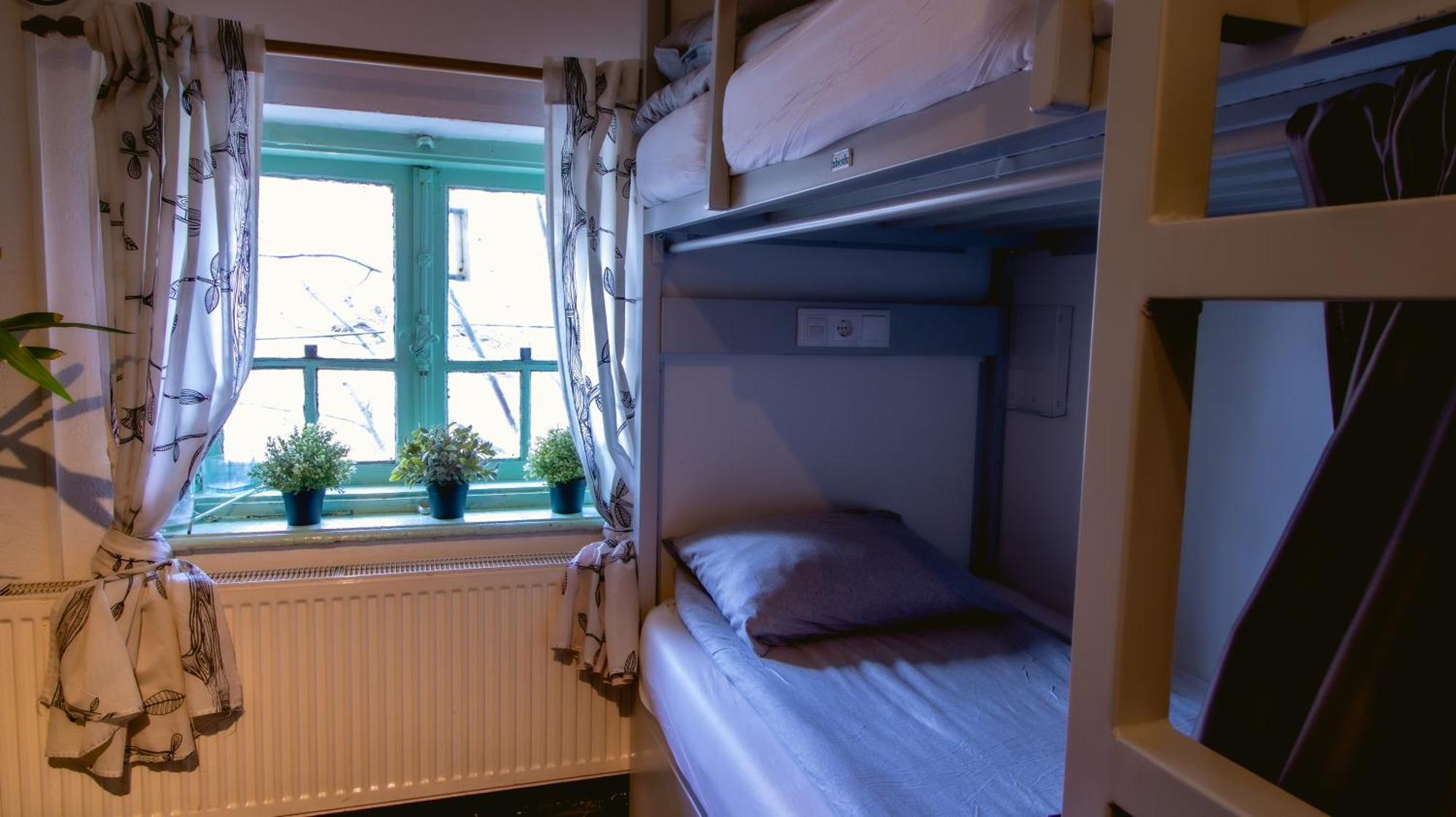 Podstel Bucharest Hostel Buitenkant foto